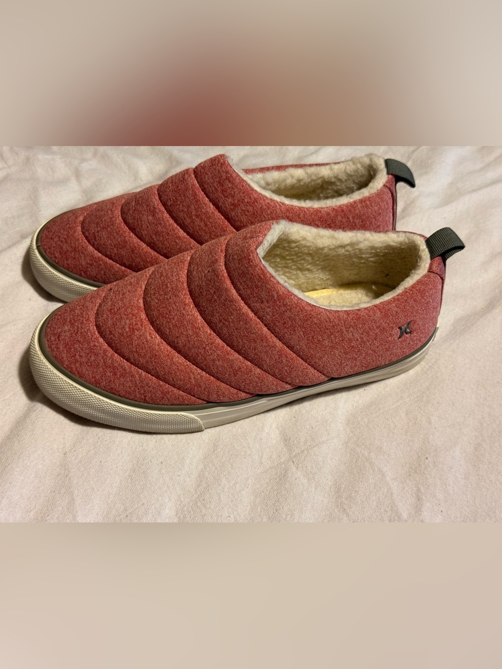 Hurley Ladies' Puff Clog Shoe Cozy Camp Mule Slip On Sneaker Ladies Shoe